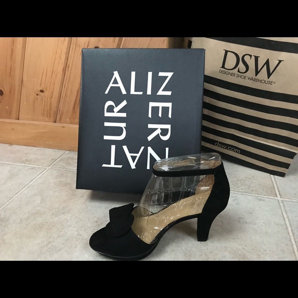Naturalizer - Darla, Black Fabric Dress Shoe